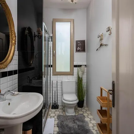 Okra With Pool - Happy