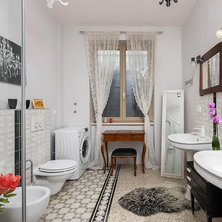 Rustic Okra With Pool Villa Ičići