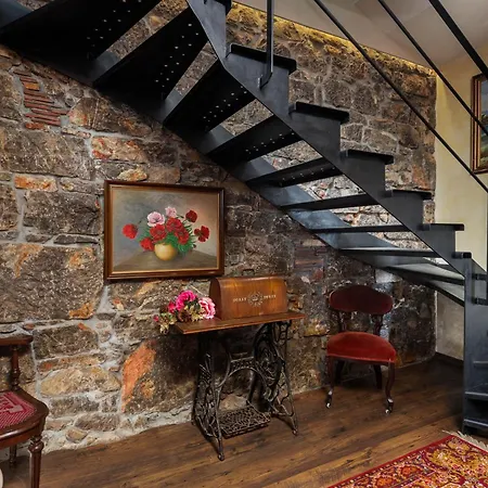 Okra With Pool - Happy Ičići